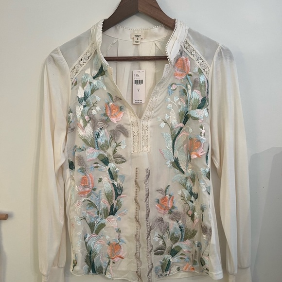 Anthropologie Tiny Hartford Embroidered Top . - Picture 4 of 5